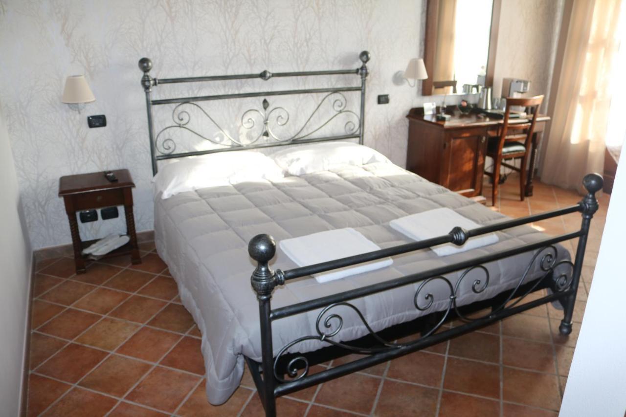 Bed and Breakfast Cà del Crutin Monteu Roero Esterno foto